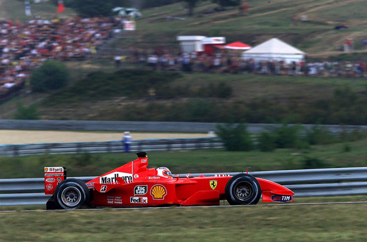 Chiếc F1 của Michael Schumacher có giá đến 7,5 triệu USD