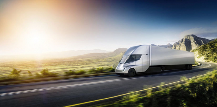 Xe đầu kéo chạy điện Tesla Semi Truck báo giá từ 150.000 USD