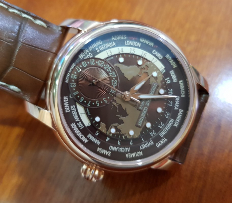 Đồng hồ Frederique Constant