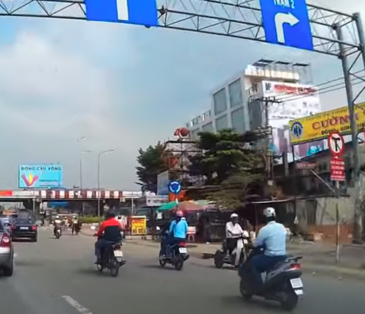 rẽ phải cầu vượt bình phước bị phạt rẽ phải cầu vượt bình phước bị phạt