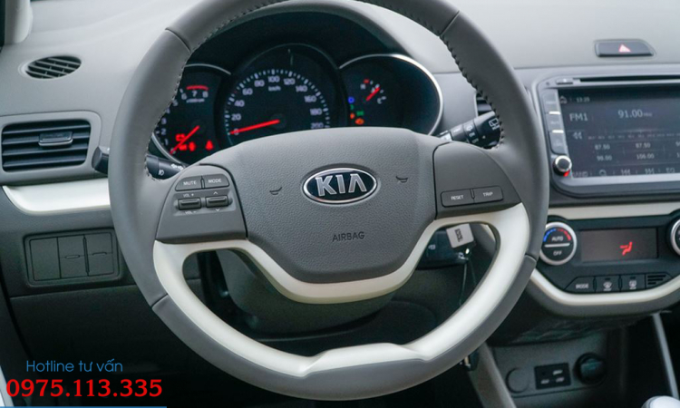 Kia Morning S- Phiên bản cao cấp nhất ra mắt tại Kia Cầu Diễn.