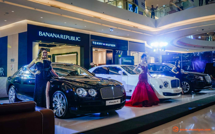 Bentley trưng bày xe tại Crescent Mall, quận 7; chuẩn bị cho showroom mới ở TPHCM