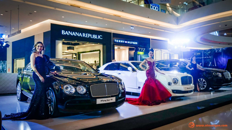 Bentley trưng bày xe tại Crescent Mall, quận 7; chuẩn bị cho showroom mới ở TPHCM