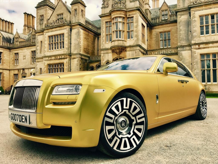 Rolls-Royce Ghost mạ vàng đươc rao bán đổi lấy bitcoin