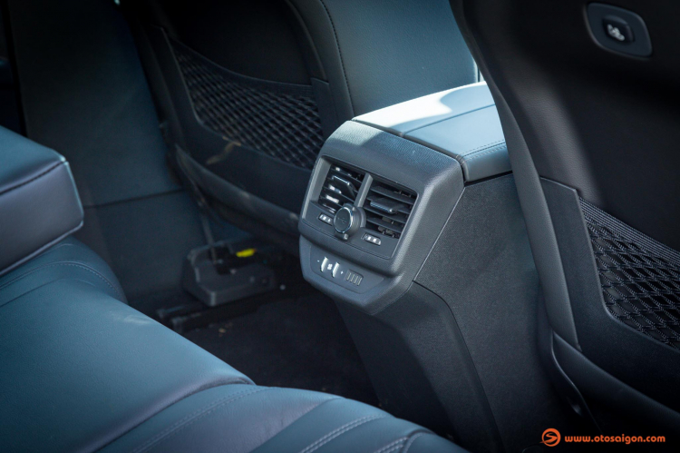 OtoSaigon-Peugeot-5008-danh-gia-noi-that-3.jpg