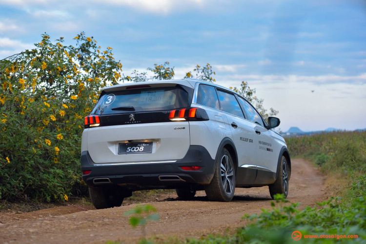 [Clip] Lái thử và đánh giá nhanh Peugeot 5008 mới: chất từ trong ra ngoài