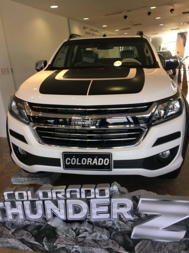 Các bác có kinh nghiệm giúp em với, đang cần chọn xe bán tải nên mua Hilux hay Ranger? Các bác có kinh nghiệm giúp em với, đang cần chọn xe bán tải nên mua Hilux hay Ranger?