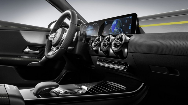 Chiếc Mercedes A-Class hybrid sẽ có phạm vi hoạt động 50 km thuần điện