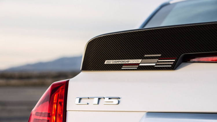 Ăn mừng chiến thắng, Cadillac sản xuất phiên bản đặc biệt cho ATS-V và CTS-V