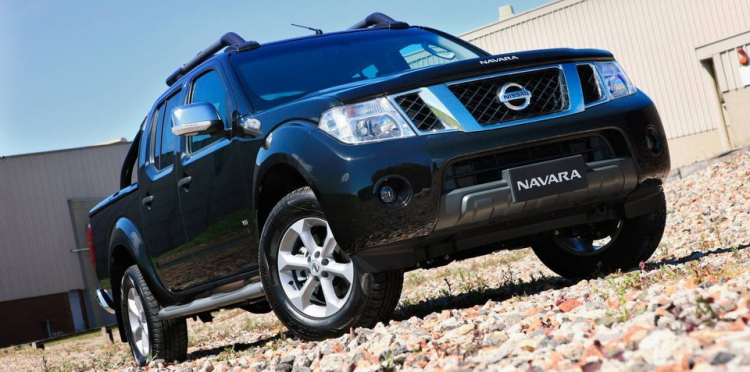 Nissan triệu hồi hơn 3.000 xe Navara đời cũ vì lỗi túi khí bên phụ