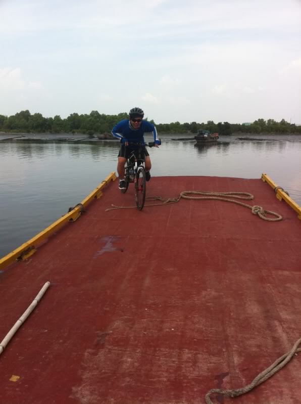 Vượt lên chính mình_ Tập IV_ MTB đổ bộ Vũng Tàu! ( Hình ảnh từ trang 20..) Vượt lên chính mình_ Tập IV_ MTB đổ bộ Vũng Tàu! ( Hình ảnh từ trang 20..)