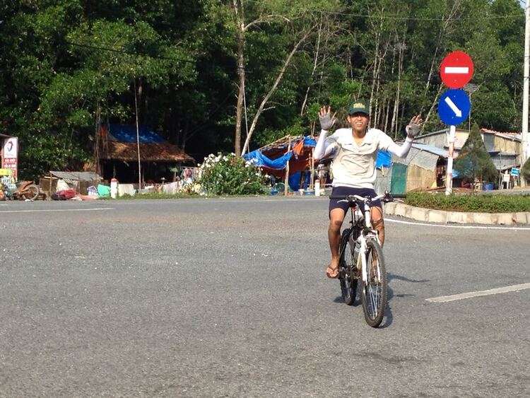 Vượt lên chính mình_ Tập IV_ MTB đổ bộ Vũng Tàu! ( Hình ảnh từ trang 20..) Vượt lên chính mình_ Tập IV_ MTB đổ bộ Vũng Tàu! ( Hình ảnh từ trang 20..)