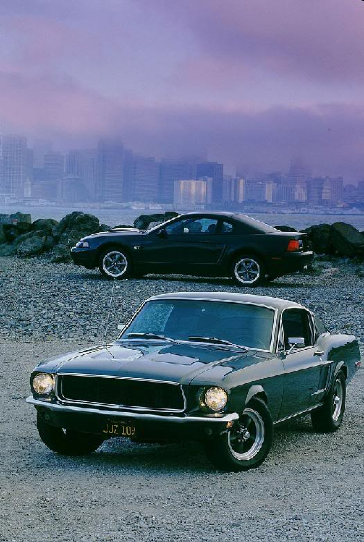 FORD MUSTANG (1966-1968)