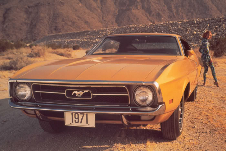 FORD MUSTANG (1969-1973)