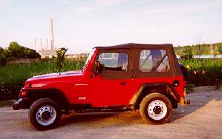 Xe Jeep 4x4 WD, lọai A2.