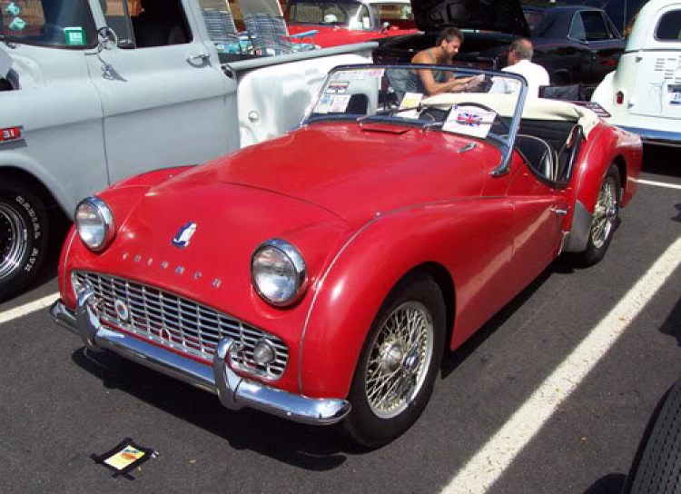 Triumph TR4A – hàng độc Sài thành