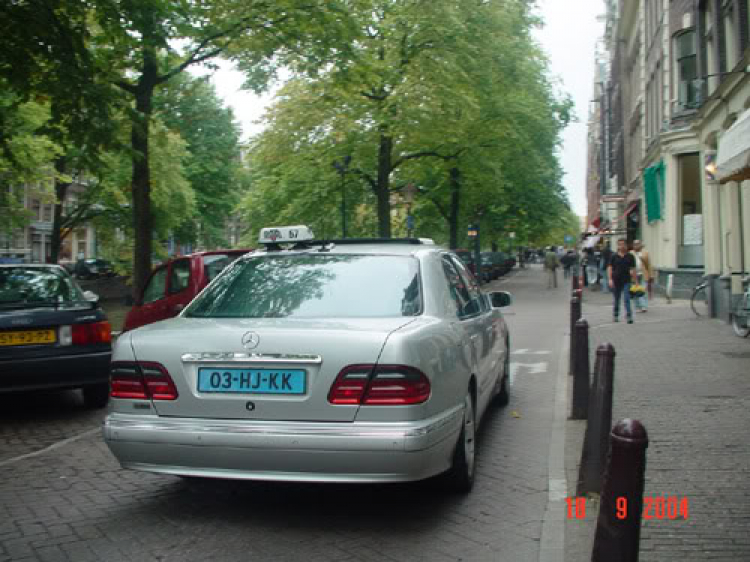 MERCEDES-BENZ ư? Taxi đấy chứ