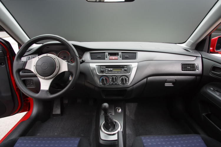 Mitsu Evo VII