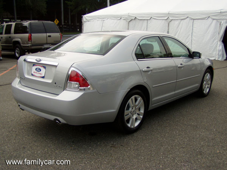 2006 - Ford Fusion