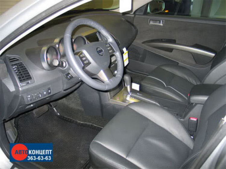SHOWROM NISSAN KIM MA . SHOWROM NISSAN KIM MA .