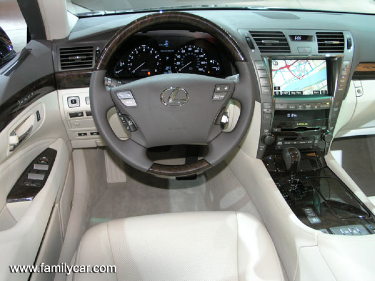 2007 Lexus LS-460