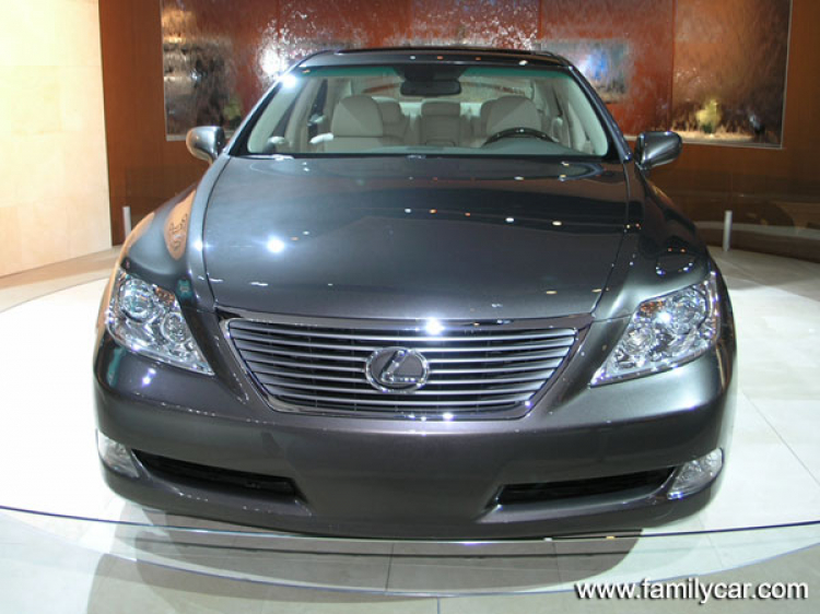 2007 Lexus LS-460