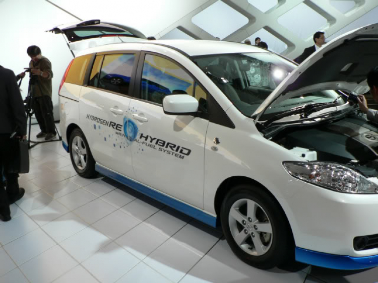 Premacy Hydrogen RE Hybrid (concept)