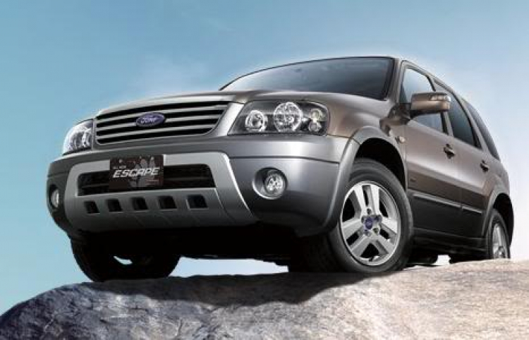 Ford Escape giảm giá