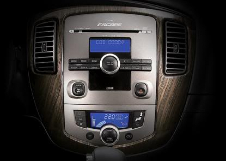 Ford Escape giảm giá Ford Escape giảm giá