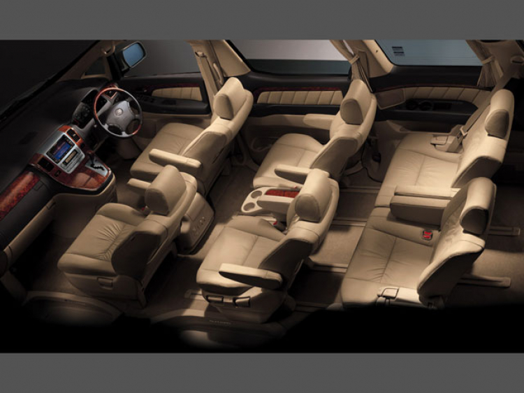 Toyota Alphard - Royal Lounge - 2007