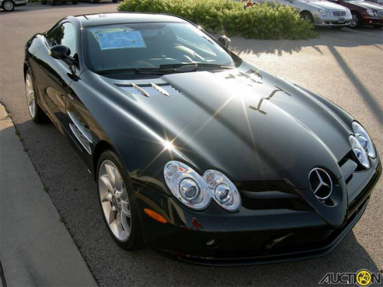 Siêu xe SLR MacLaren 2006 Mercedes