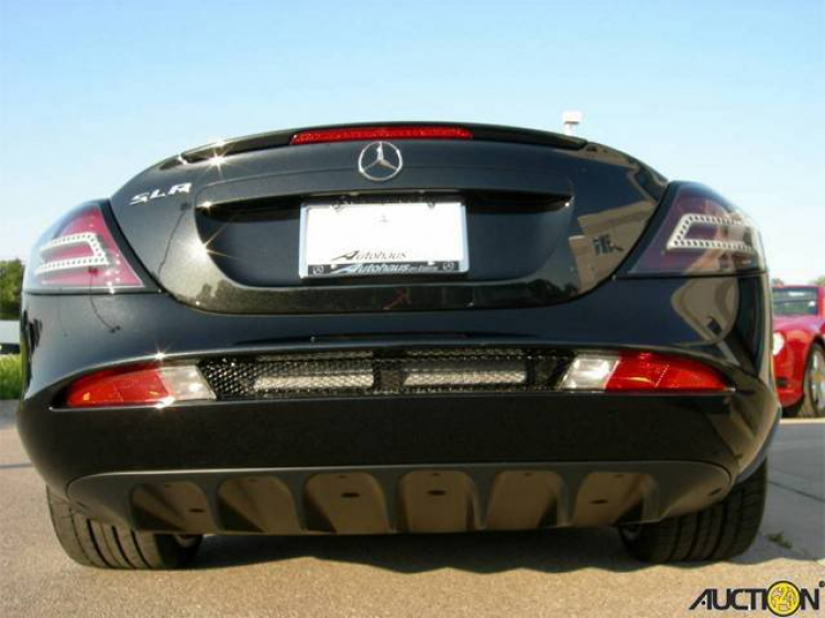 Siêu xe SLR MacLaren 2006 Mercedes