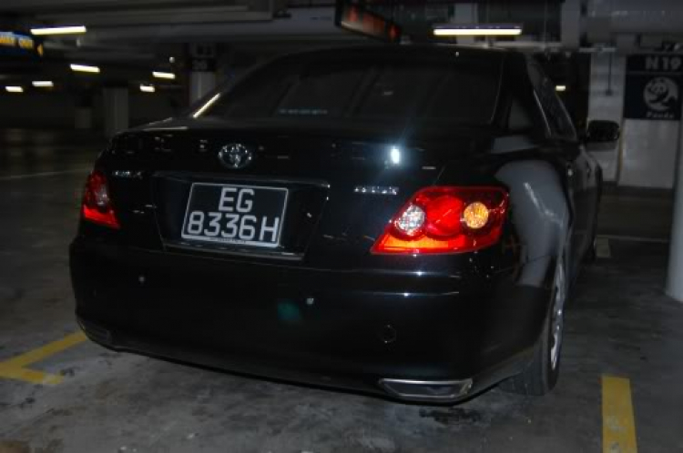 Xe lạ ở Singapore - Toyota Mark X