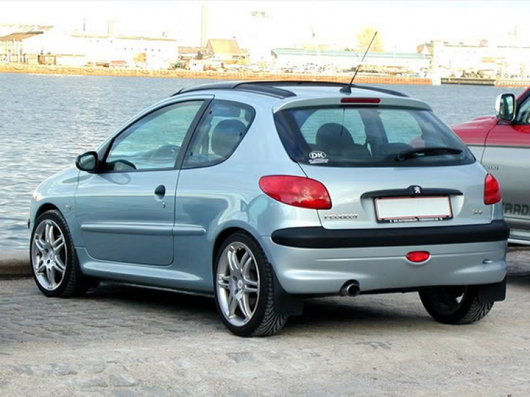 Peugeot 206 mới 100% sắp có mặt tại SG