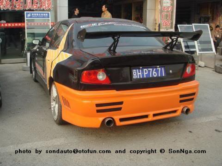 MITSUBISHI Lancer cửa Lambo