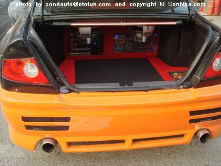 MITSUBISHI Lancer cửa Lambo