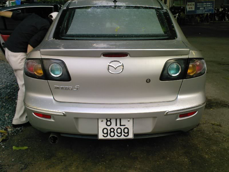 Tư vấn gấp dùm em 2 con M3 2005 này!!!(có hình)