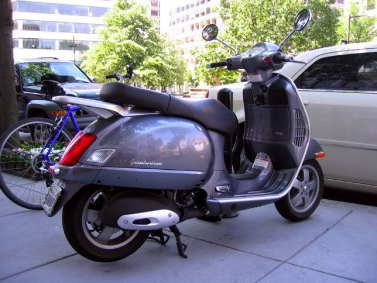 Vespa GT