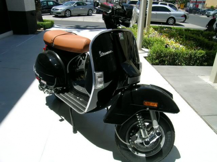 Vespa GT