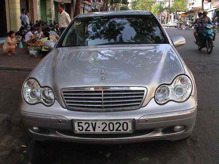 xe Mercedes C200k - 2003