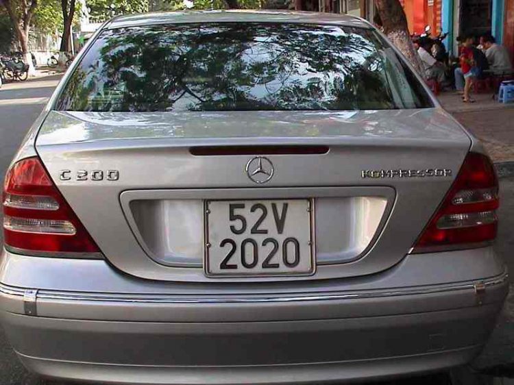 xe Mercedes C200k - 2003