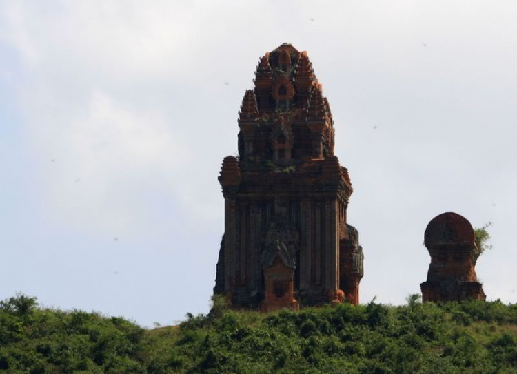lượm lặt QL1A