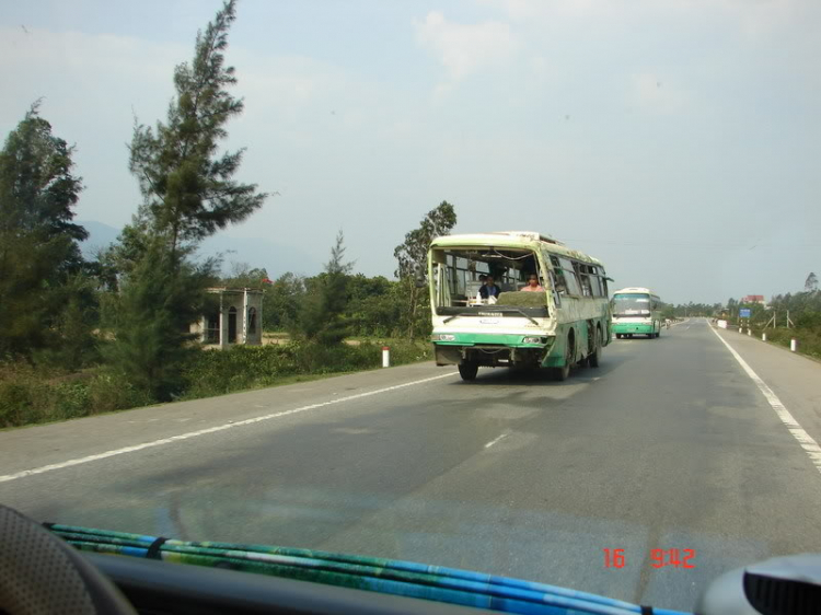 Lại tai nạn xe bus.