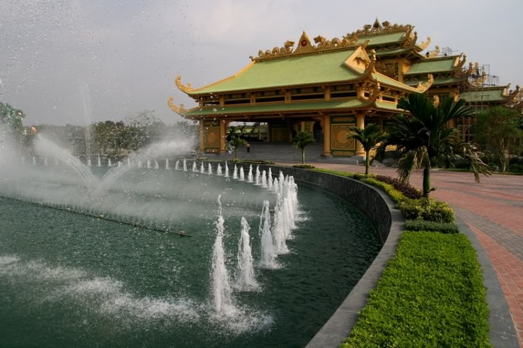 Vài hình ảnh về KDL Đại Nam Quốc Tự ( Bình Dương )
