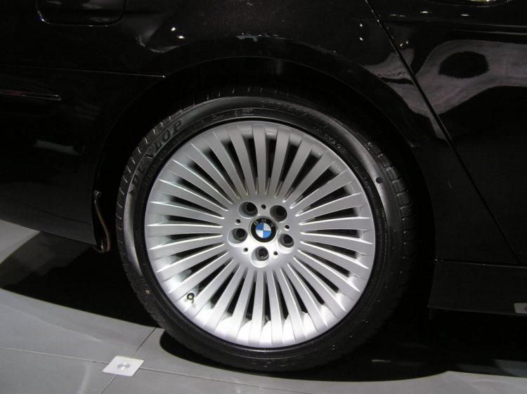 Motor Show tại Hàn Cò (tt): BMW