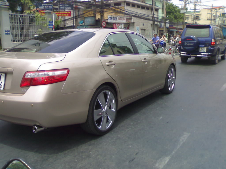 Camry nhập khẩu , bánh 20