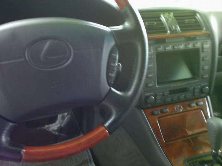 Lexus LS400 2000 (có hình)