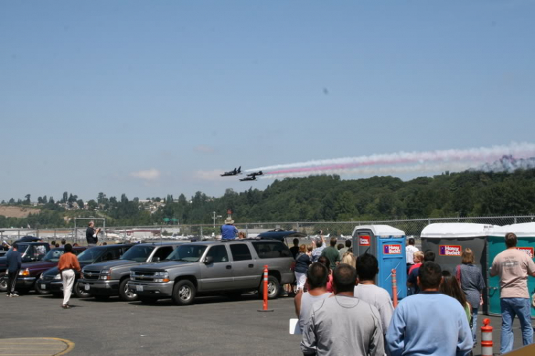 Viện bảo tàng Máy Bay.  Seafair airshow.