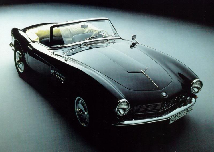 Nét hoài cổ, BMW 507