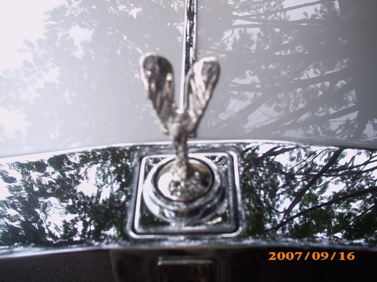 BMW 650Ci Vertical Door in SG (Mr2) BMW 650Ci Vertical Door in SG (Mr2)